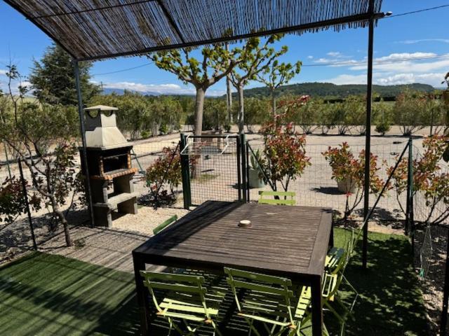 Gite Les Feuilles De Chene Villa Carpentras Buitenkant foto