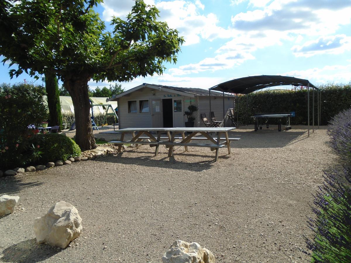 Gite Les Feuilles De Chene Villa Carpentras Buitenkant foto