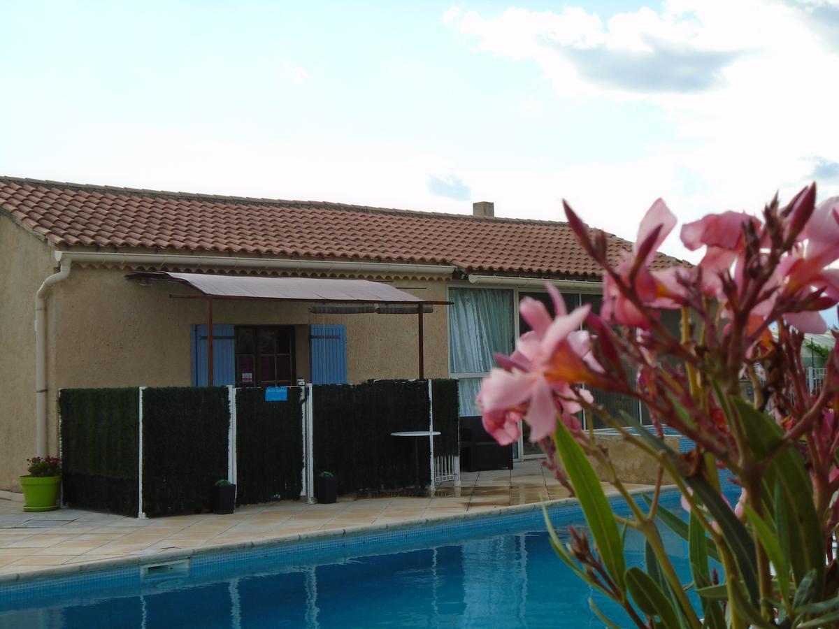 Gite Les Feuilles De Chene Villa Carpentras Buitenkant foto