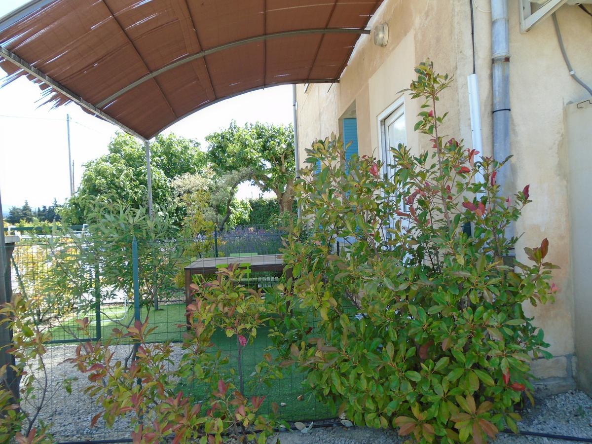 Gite Les Feuilles De Chene Villa Carpentras Buitenkant foto